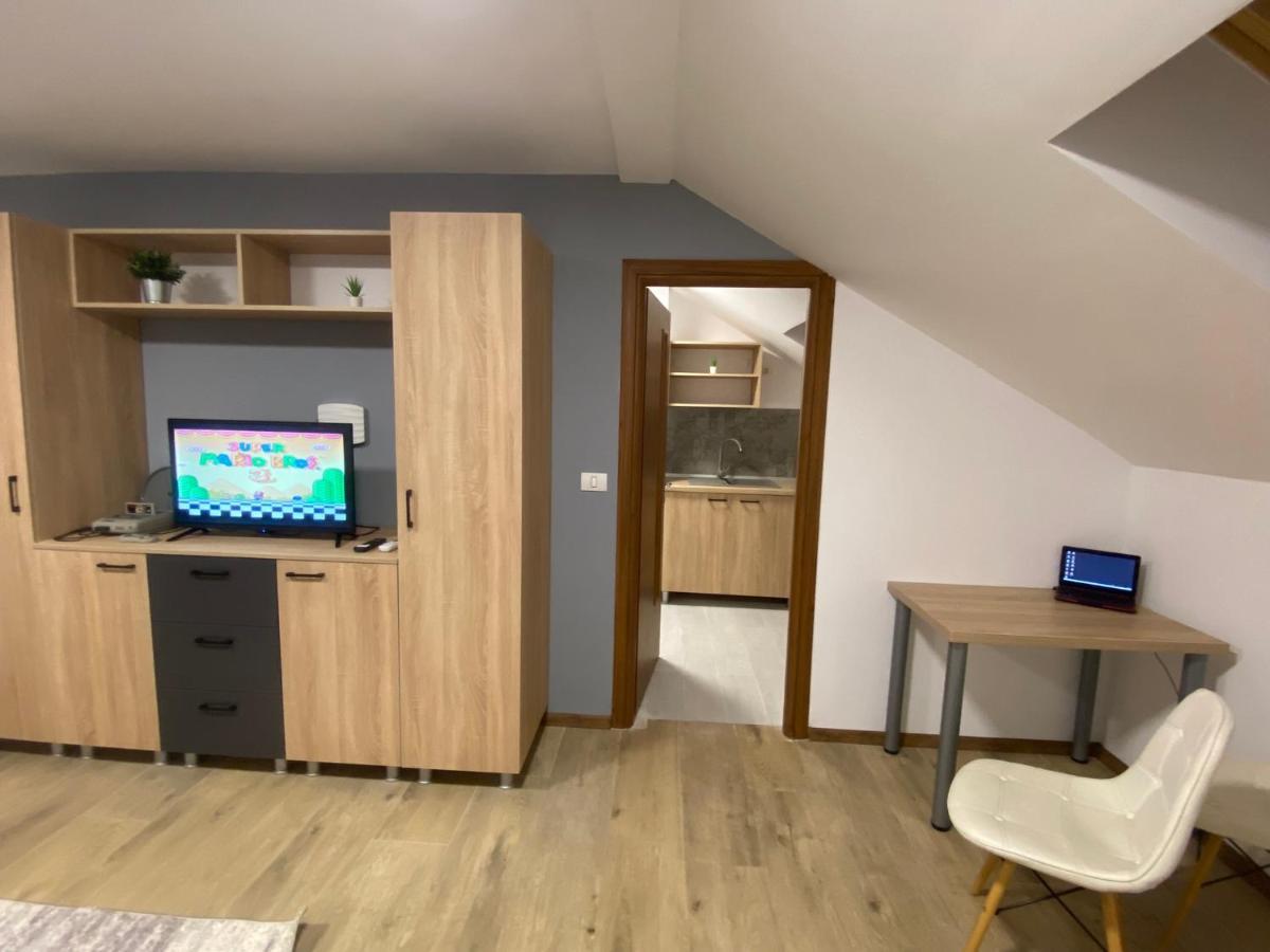 Apartment Netflix Cloud 3 *